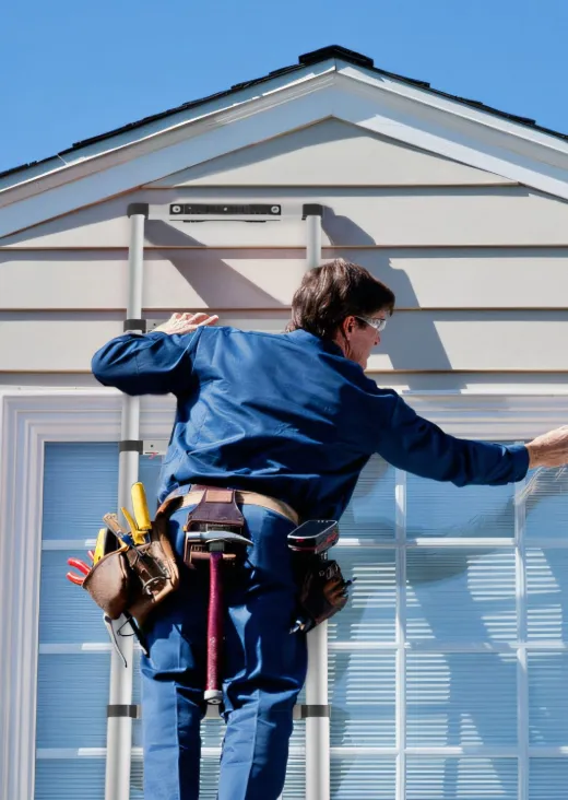 VEVOR Pure Sine Wave Inverter, 2500 Watt Power Inverter, DC 12V to AC 120V Car Inverter, with USB Port, LCD Display, and Remote Controller Power Converter, for RV Truck Car Solar System Travel Camping