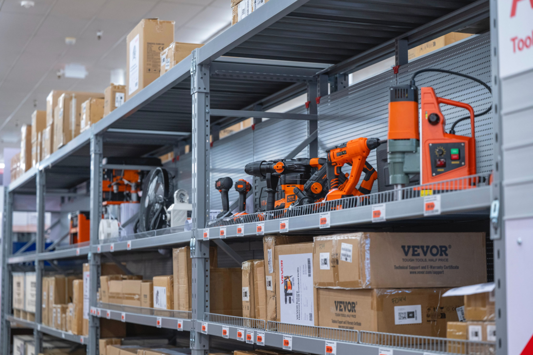 VEVOR in-store experience