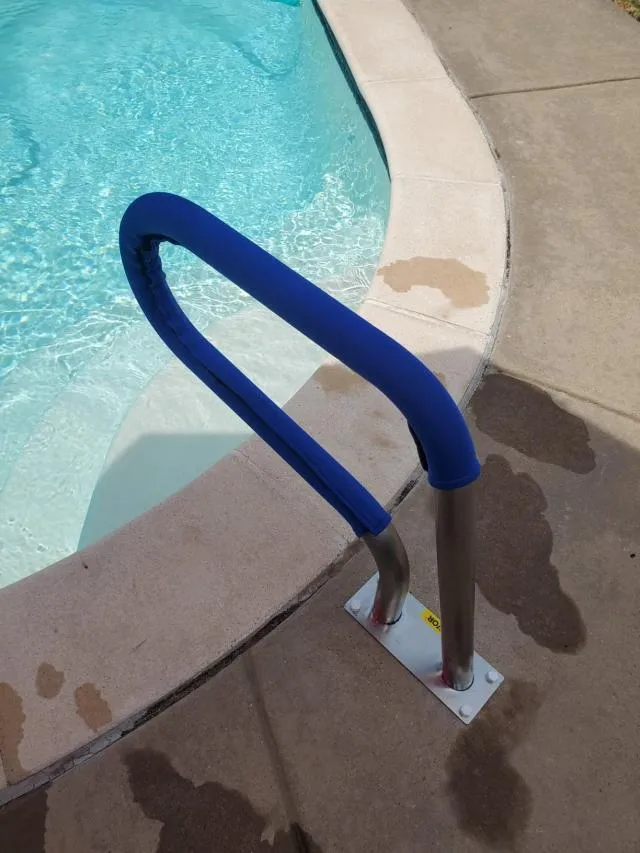 Poolail 48"x 36", 304 Stainless Steel 370LBS Load Capacity Silver Rustproof Pool Handrail For Swimming Pool With Blue Grip Cover Accessories%2f5376040908