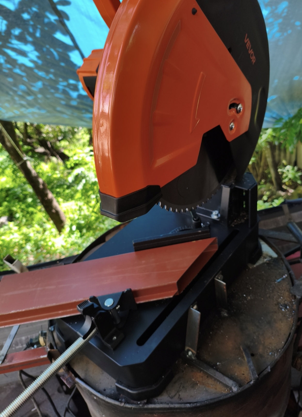 VEVOR 14-Inch Chop Saw – 2800W, 1200 RPM, 0-45° Adjustable Miter, Ceramic Alloy Blade, For Cutting Steel, Rebar, Iron & Aluminum