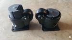 Adjustable jegs with castors, not adjustable castors. 4