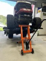 seems to be a good quality lift. heavy metal well thought out 5