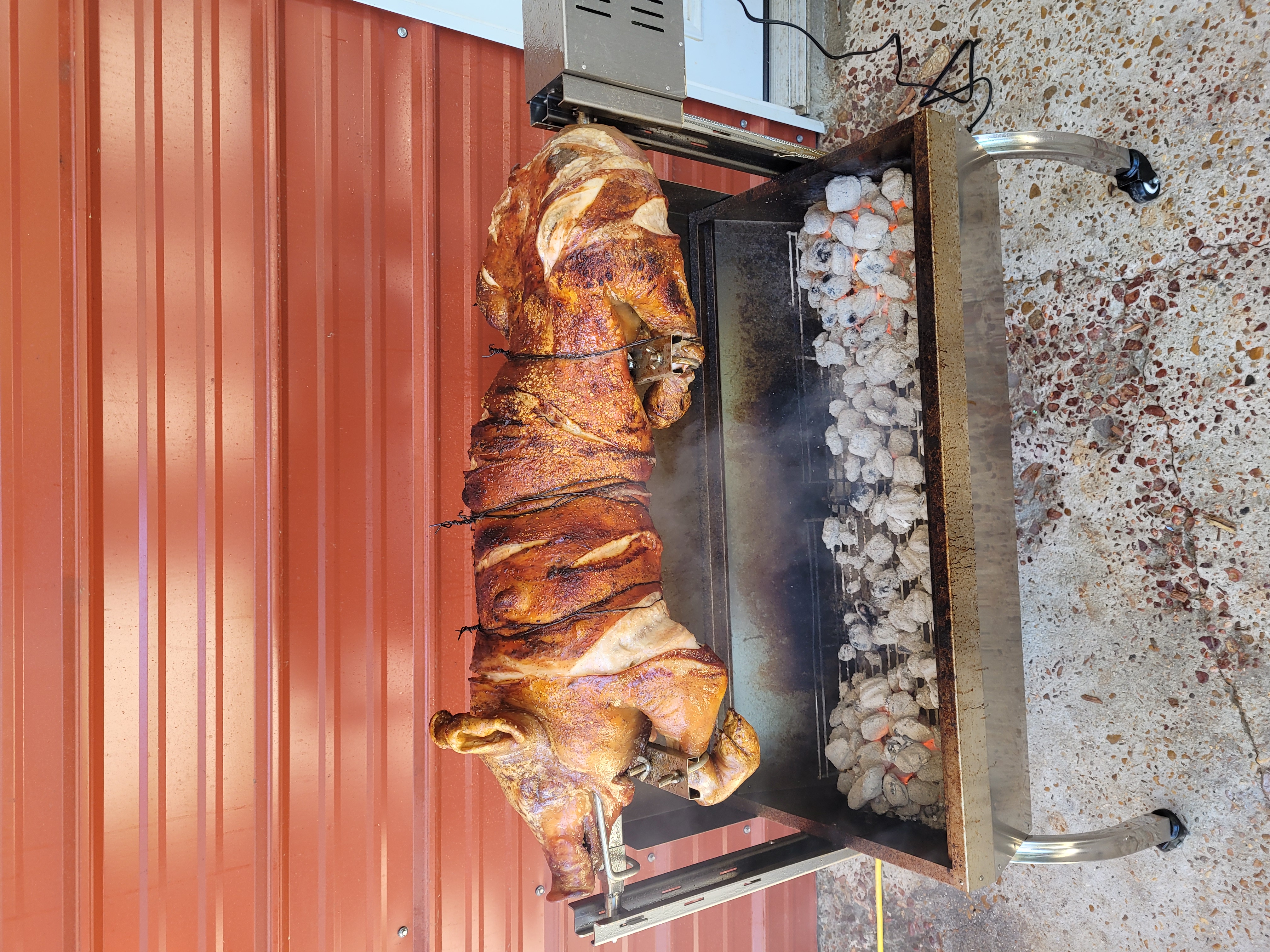 62'' Propane/charcoal Portable BBQ Whole Pig, Lamb, Goat Charcoal